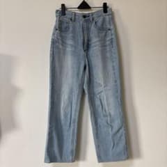 GU jeansのサムネイル