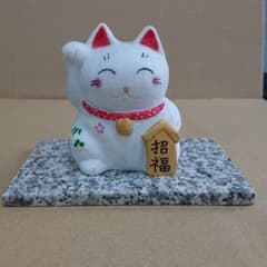 招き猫大理石のサムネイル