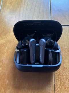 EarFun Air Pro 4+ ワイヤレスイヤホン 本体のサムネイル