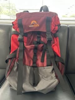 mountain dax バックパック 赤系のサムネイル