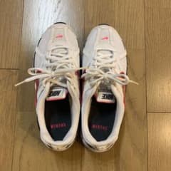 NIKE ウォーキングシューズ　レディースのサムネイル