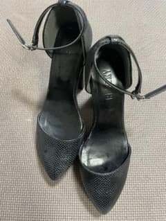 「美品」GW最終値下げにて再出品 パンプス 太ヒール ブラック Mのサムネイル
