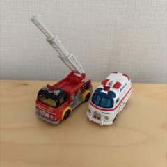 ディズニートミカ はしご車＆救急車
