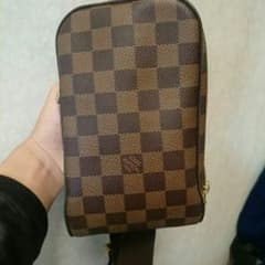 美品ルイヴィトンショルダーバックのサムネイル
