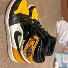 NIKE Air Jordan 1 High taxiのサムネイル