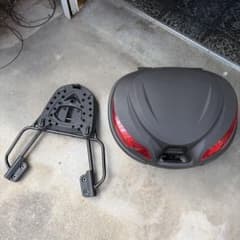 HONDAフェイズ　ＭＦ-11 純正リアキャリア➕マットブラック トップケースのサムネイル