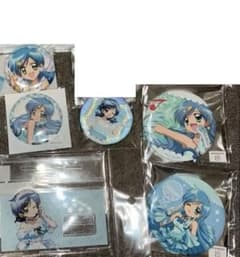 公*o様 ぴちぴちピッチ 波音 缶バッジ アクリルスタンド シーパラ 楽天コレク ぴちぴちピッチ」ホログラムアクリルスタンド（宝生 波音）｜アニメバコ