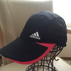 adidas キャップのサムネイル