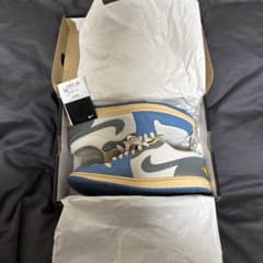 Nike Air Jordan 1 Low ホワイト/ブルー/グレーのサムネイル