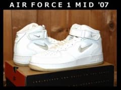 新品 NIKE AIR FORCE 1 MID 