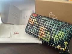 cha3様専用【正規品】クリスチャンルブタン 長財布 ハワイアン限定品のサムネイル