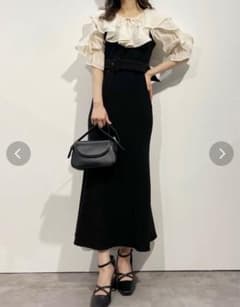 dazzlin  ラッフルカラー付き 長袖ドッキングカットリブワンピースのサムネイル