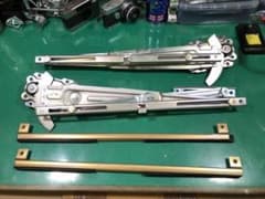 ジムニー JA11 JA22 ウインドウレギュレーター　チャンネル　左右セット 新品 ジムニー JA11 JA22 ウインドウレギュレーター 左右セット - メルカリ