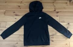 NIKE プルオーバー パーカー ブラック　キッズL150cm