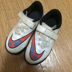 mooy様専用！ナイキサッカートレーニングシューズのサムネイル