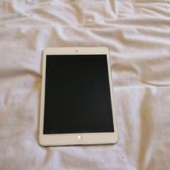 iPad A1489のサムネイル