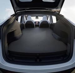 Tesla ModelY エアーマットレス 新品未使用　未開封のサムネイル