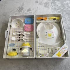 ★5/14値下げ★【新品未使用】ミキハウス　ベビー食器セットのサムネイル