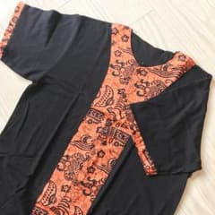 バリの洋服のサムネイル