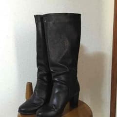 黒ブーツのサムネイル