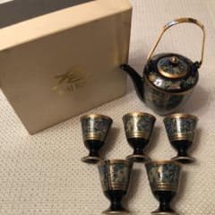 アジアンな食器のサムネイル