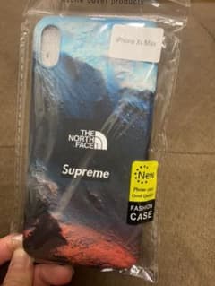 supreme、THE NORTH FACE iPhoneケースのサムネイル