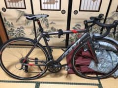 felt ロードバイクのサムネイル