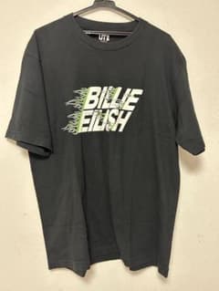 UNIQLO Billie Eilish Tシャツ L ブラック　半袖のサムネイル