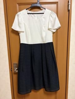 バイカラー 半袖 ひざ丈ワンピースのサムネイル