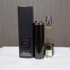 ①トムフォード ウードウッド オードパルファム スプレィ 10ml - メルカリ