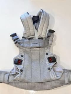 【美品】ベビービョルン ハーモニー BABYBJORN 抱っこ紐　シルバーのサムネイル