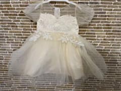 ベビードレス　アイボリー　80cm 誕生日のサムネイル