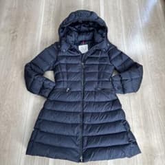 美品　クリーニング済みMONCLERモンクレール大人もok 12Aダウンネイビー