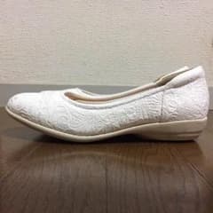 ウキウキ様専用♪ 白 カジュアルシューズのサムネイル