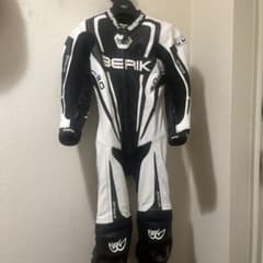 ベリックレーシングスーツBERIK RACE-DEP 2.0 革ツナギ 52中古 Yahoo!オークション -「berik ベリック 2.0」の落札相場・落札価格
