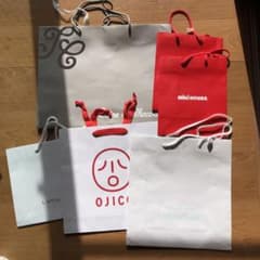 ショプバック　ブランド子供服　紙袋のサムネイル