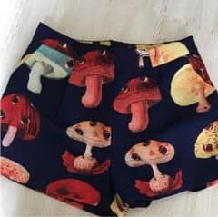 キノコ  目玉  派手のサムネイル