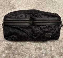 Dolce & Gabbana ブラックレオパード ボディバッグ | Mercari
