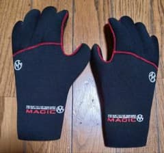 MAGIC マジック BEWET ビーウェット サーフグローブ S サイズ - メルカリ