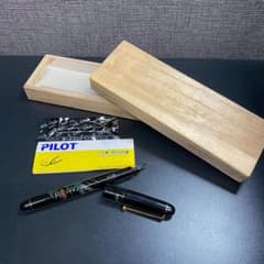 希少 極美品 PILOT パイロット 14K 585 万年筆 漆塗り 平蒔絵 萩 希少 極美品 PILOT パイロット 14K 585 万年筆 漆塗り 平蒔絵 萩