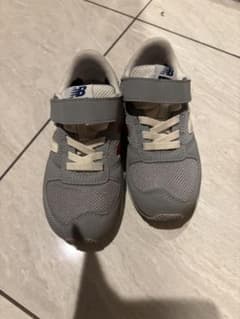 New Balance 420M キッズ スニーカー グレー　18cmのサムネイル