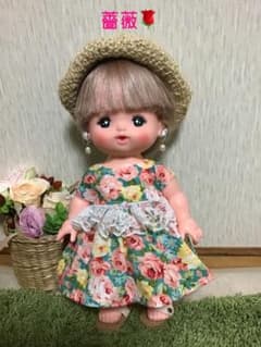 メルちゃん　服　薔薇のサムネイル