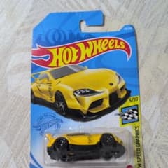 トヨタ GR スープラ　ミニカーのサムネイル
