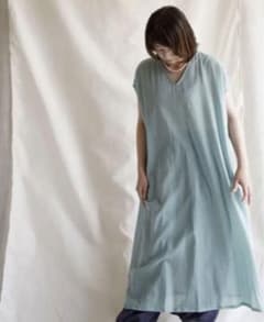 Little Eagle リトルイーグル ワンピース 月モチーフ Little eagleリトルイーグル月の刺繍ワンピース - メルカリ