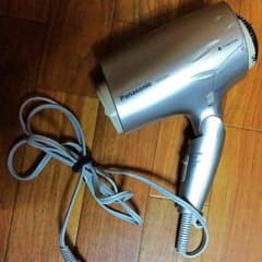 定価15000円 パナソニックドライヤーのサムネイル