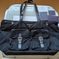 希少☆PRADA トートバッグ　ブラック　肩掛けのサムネイル