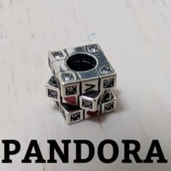 PANDORA ルービックキューブ　スパークリングチャームのサムネイル