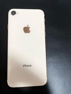iPhone 8 64GBのサムネイル