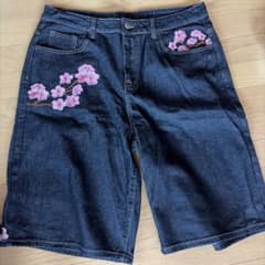 桜刺繍 デニム ハーフパンツのサムネイル