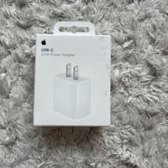 Apple USB-C 20W Power Adapter 本体のサムネイル